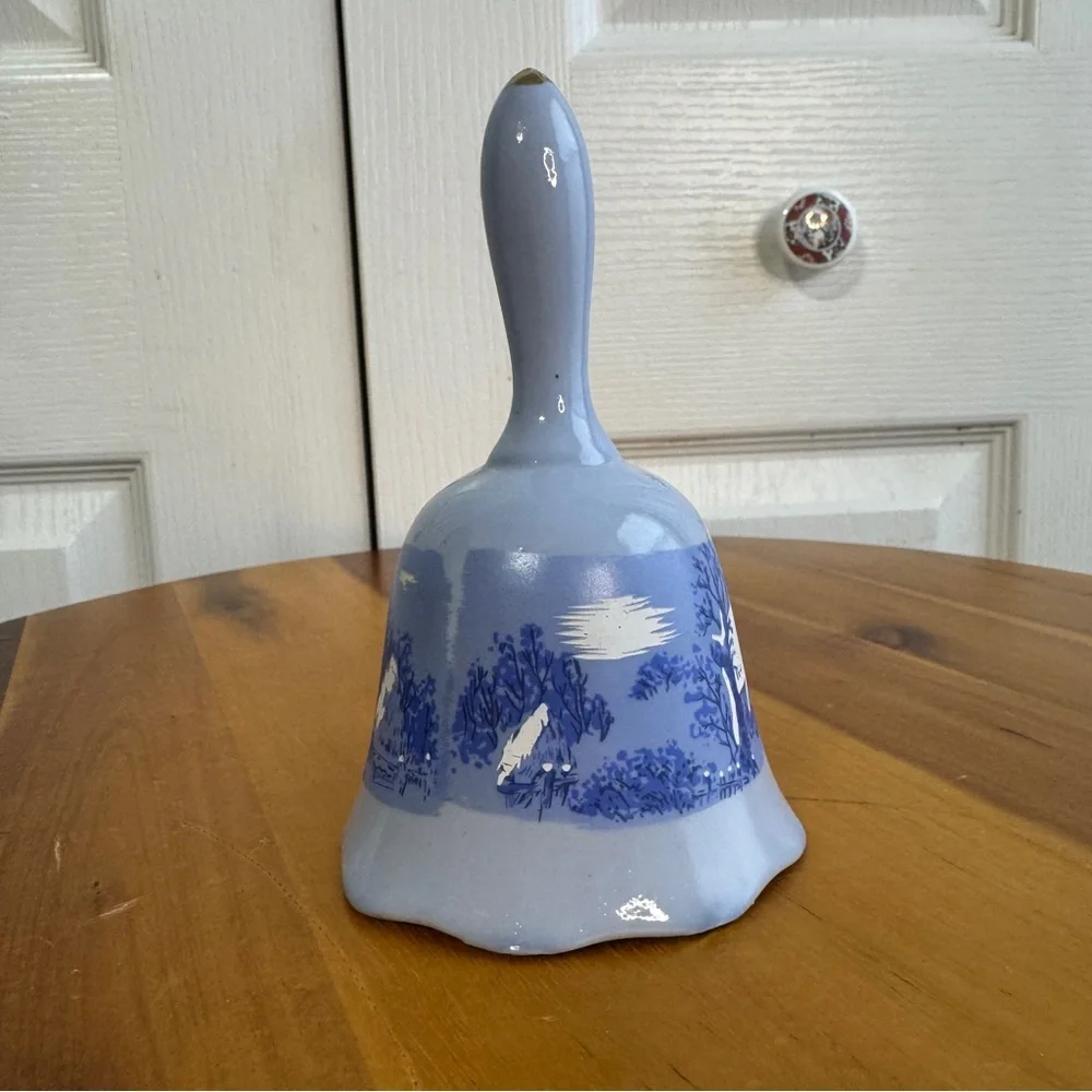 Currier & Ives excellent hand